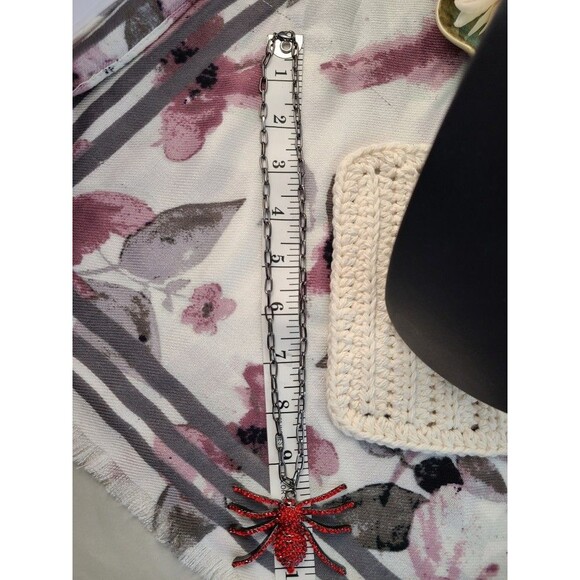 Spider Pendant Necklace 18" Chain – Gothic Style #StatementJewelry #Halloween - Picture 4 of 4